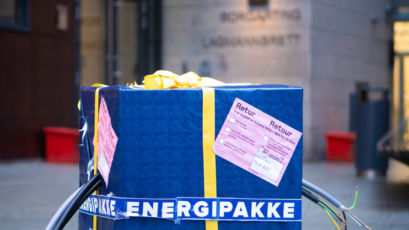 Nei til EUs demonstrerte mot ACER og EUs energipakke utenfor Borgarting lagmannsrett i november 2022. 