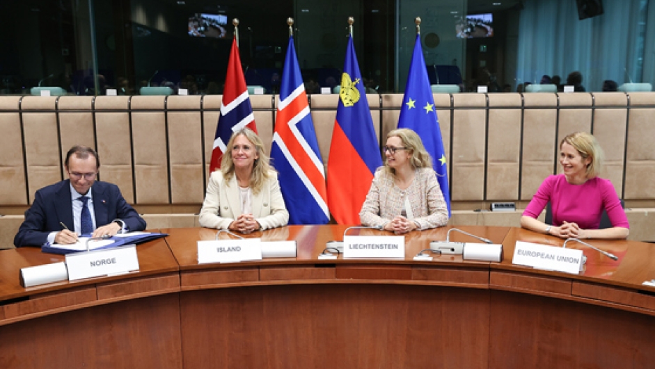 Utenriksminister Espen Barth Eide og EUs høyrepresentant for utenrikssaker, Kaja Kallas, undertegnet 21. mai 2025 i Brussel en felles erklæring om utenriks- og sikkerhetspolitikk sammen med utenriksministrene fra Island og Liechtenstein. (Foto: EU.)