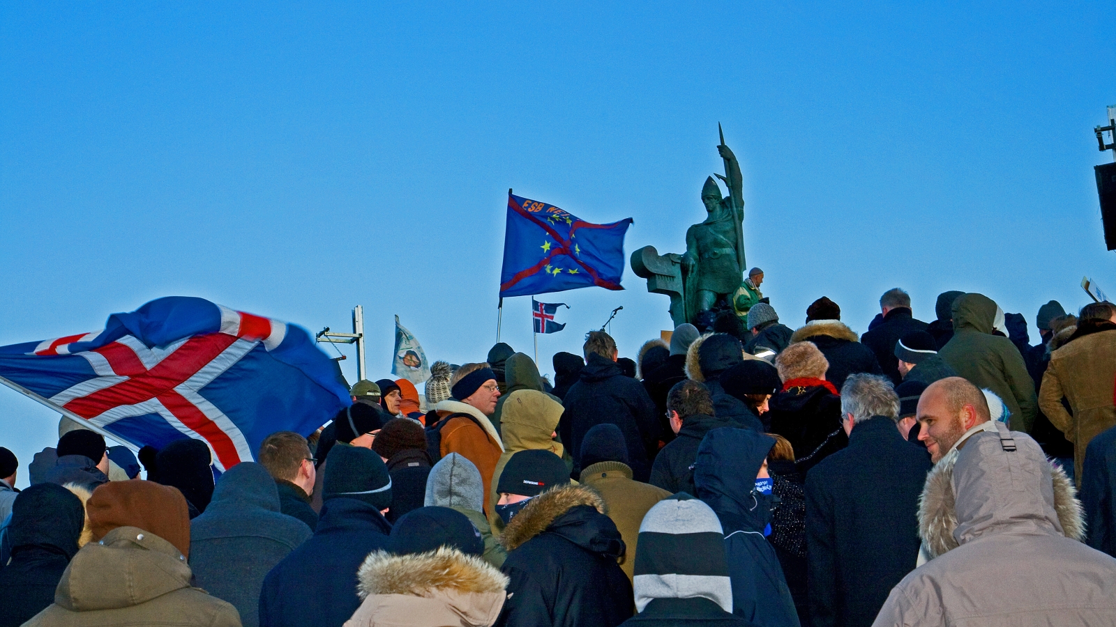 Demonstrasjon mot den islandske regjeringen i 2008.