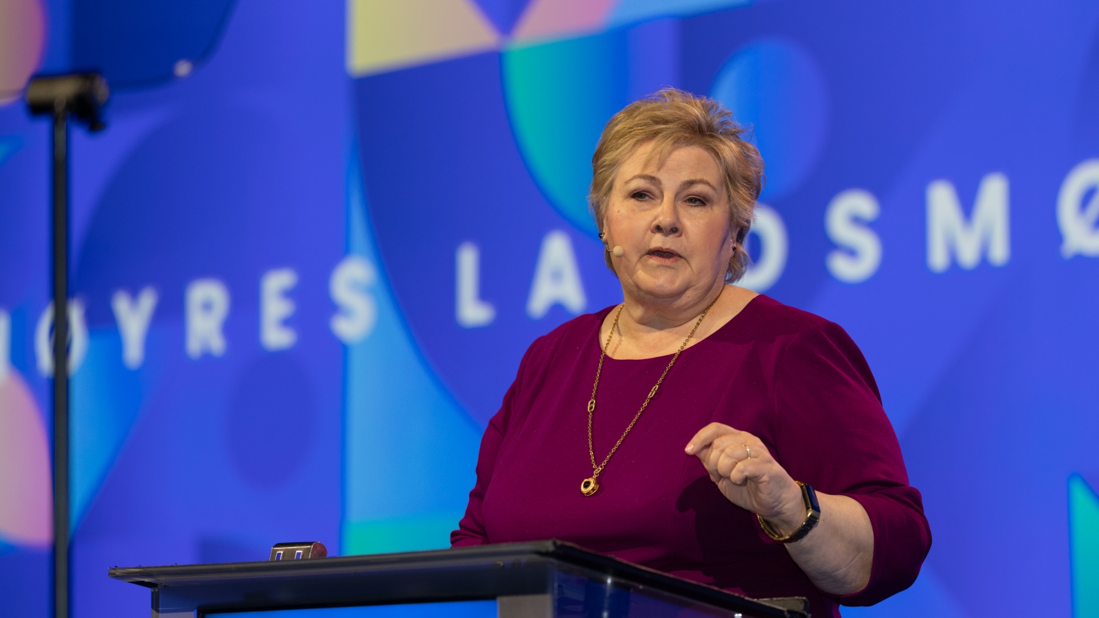 Erna Solberg på Høgre sitt landsmøte i 2025. Landsmøtet vedtok at partiet skal «arbeide aktivt for et fullverdig medlemskap i EU».