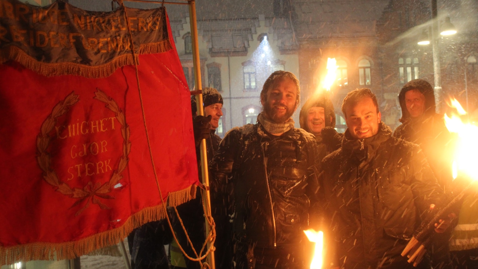 Arbeiderne fra Nikkelverket i markering mot at Norge blir del av EUs energiunion.