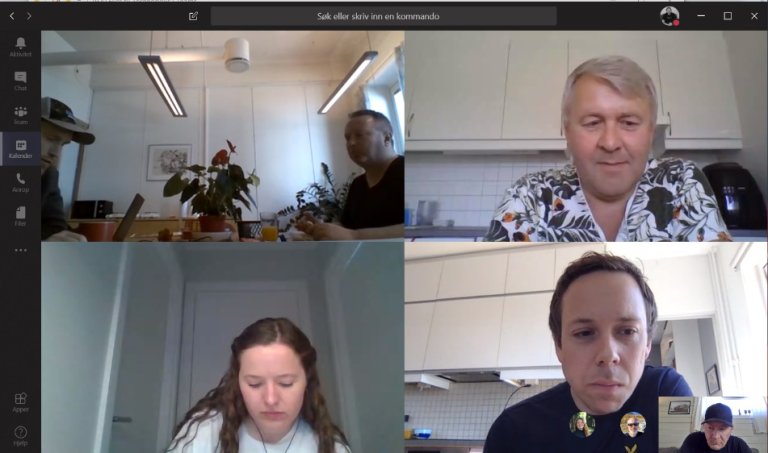 Bilde som viser fire deltakere i et Teams-møte.