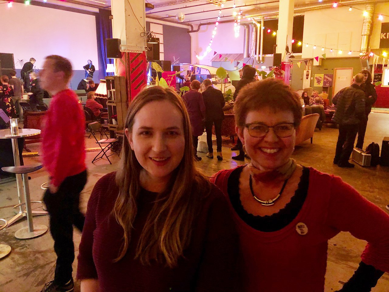 Vi sto han av Reidun Heggen og Kathrine Kleveland