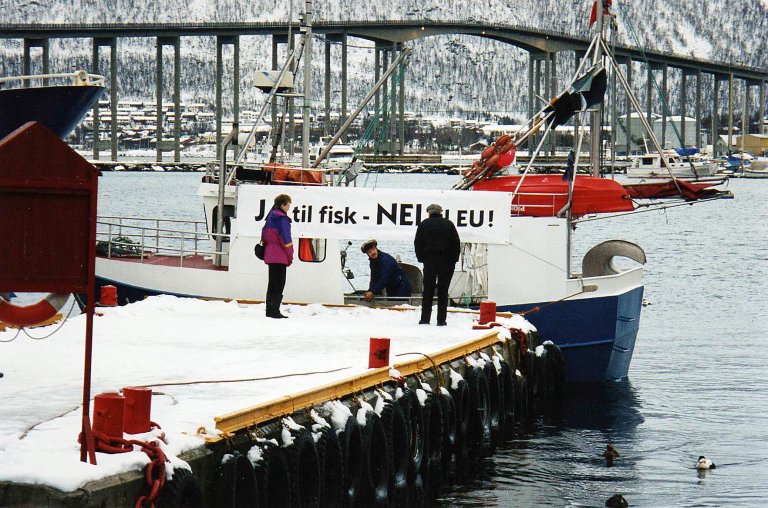 22 Vi står han av Ja til fisk foto Sture Hultgren