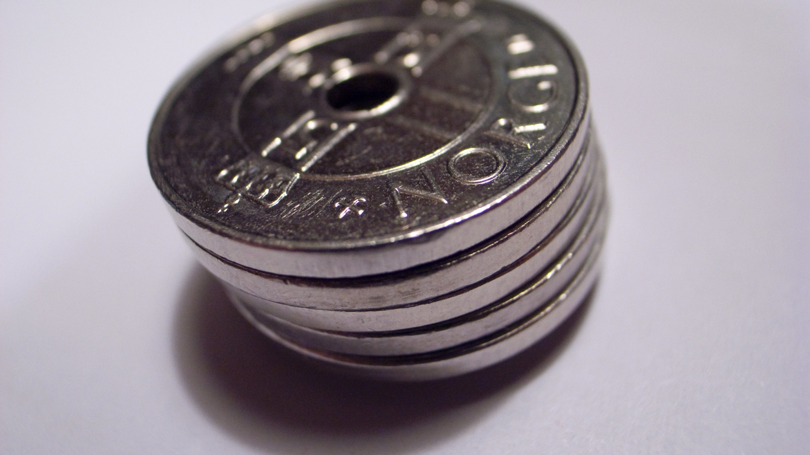 Forslag om å grunnlovsfeste egen valuta